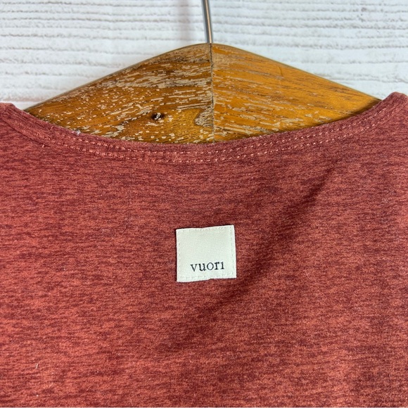 Vuori Women’s Orange Rust Tank Top Workout Gym Yoga Pilates Size XS - Picture 5 of 8